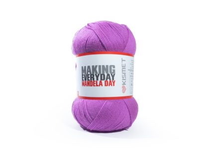 67 Blankets Double Knit - Magenta