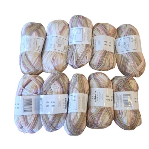Clearance Sale Double Knit - Colour 571 (10 x 50g Packet