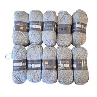 Clearance Sale Chunky - Colour 588 (10 x 50g Packet