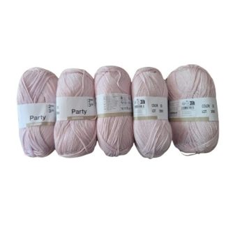 Clearance Sale Double Knit - Colour 589 (5 x 100g Packet