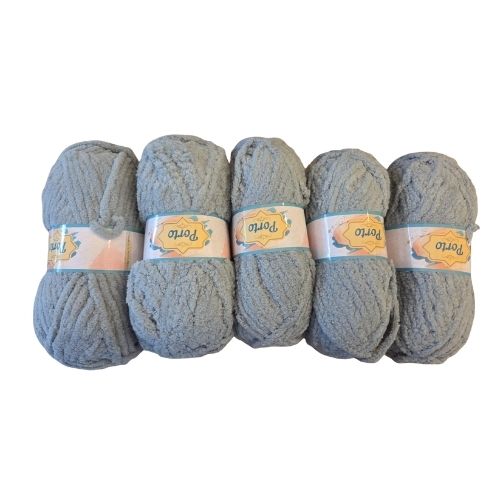 Clearance Sale Plush - Chunky - Colour 667 (5 x 100g Packet)