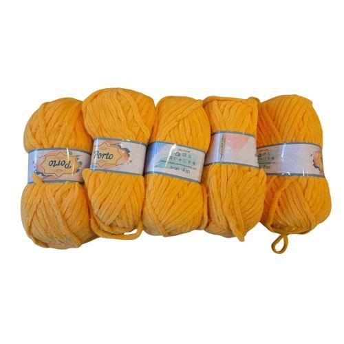 Clearance Sale Plush - Chunky - Colour 677 (5 x 100g Packet)