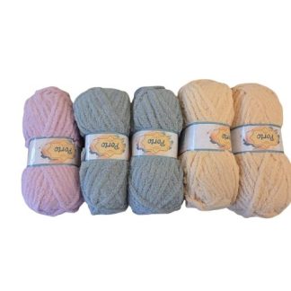 Clearance Sale Plush - Chunky - Colour 687 (5 x 100g Packet)