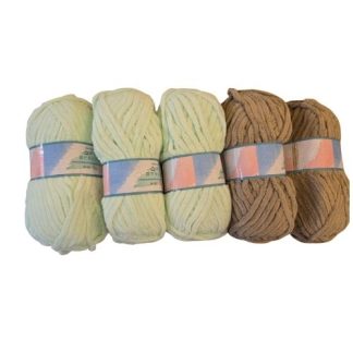 Clearance Sale Plush - Chunky - Colour 696 (5 x 100g Packet)