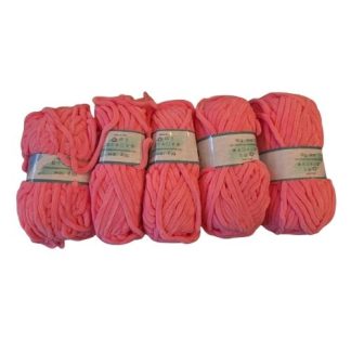 Clearance Sale Plush - Chunky - Colour 749 (5 x 100g Packet)