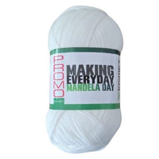 67 Blankets Promo Chunky - Colour PC01 - White